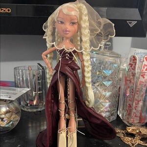 2025 BRATZAVERSARY JADE COLLECTOR DOLL